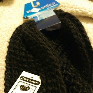 Winter Essentials Neckwarmer